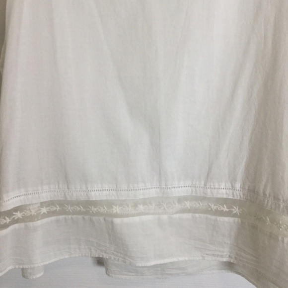 Old Navy white sun and beach top - Picture 4 of 7